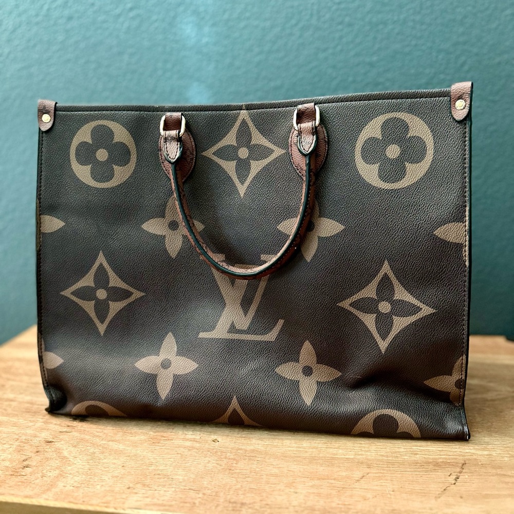 Louis Vuitton On The Go